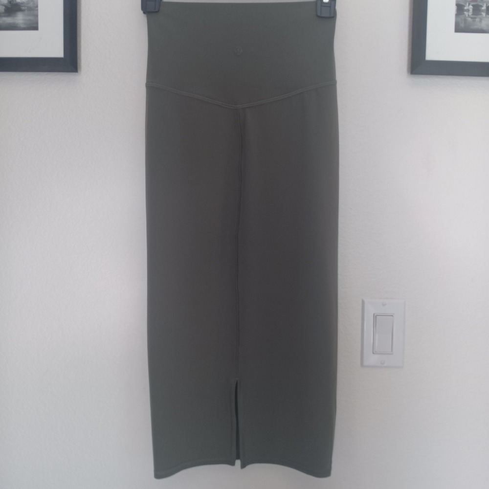 lululemon Nulu Slim-Fit HR Skirt Women 4 Army Green Asia Design Edition LW8AH0S - Picture 7 of 7